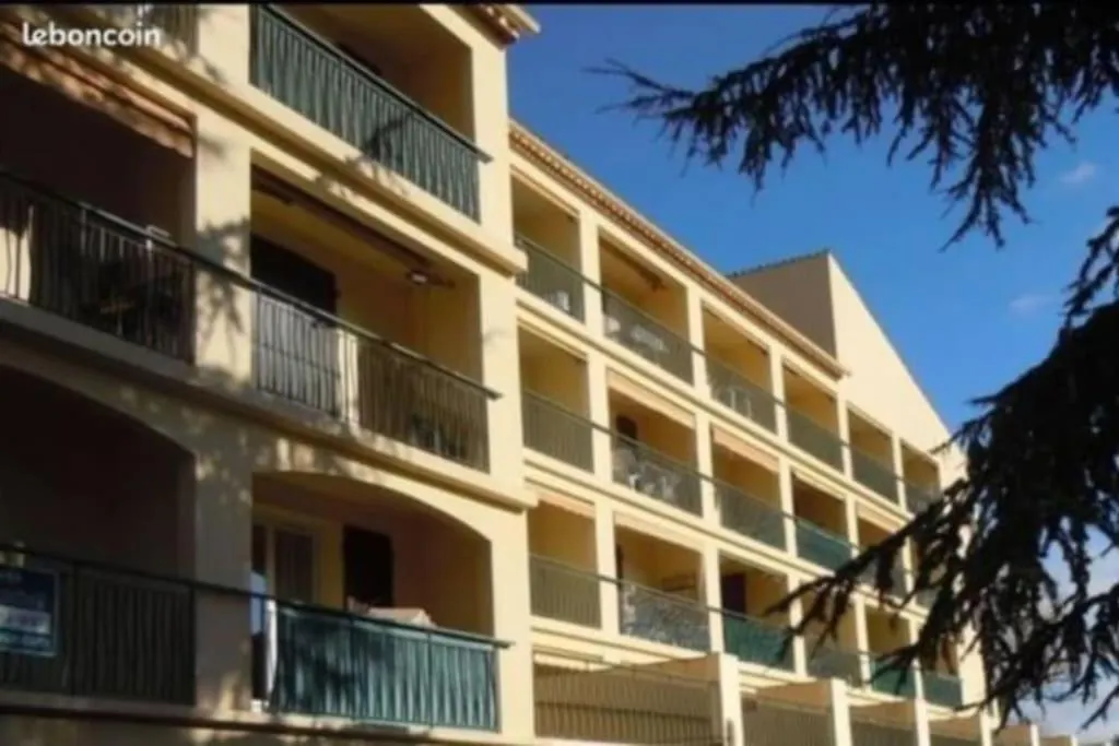 Apartment Studio Les Fontaines Greoux-les-Bains